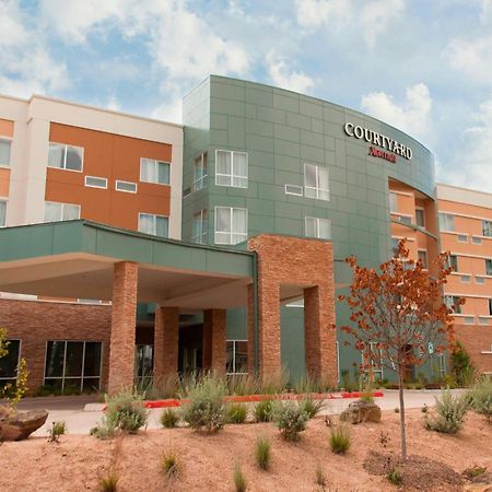 ספרינג Courtyard By Marriott Houston City Place מראה חיצוני תמונה