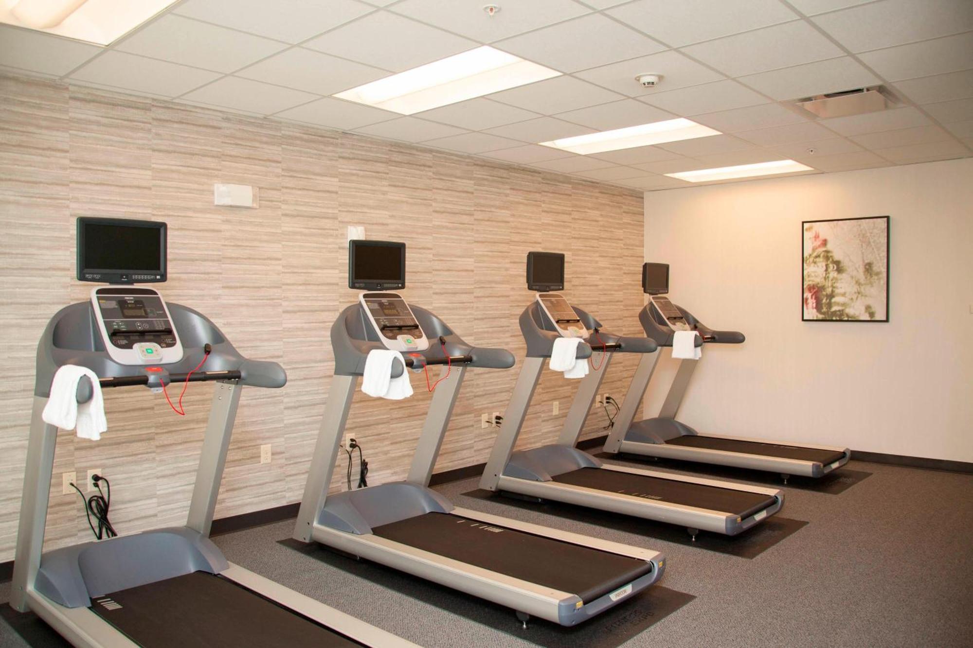 ספרינג Courtyard By Marriott Houston City Place מראה חיצוני תמונה