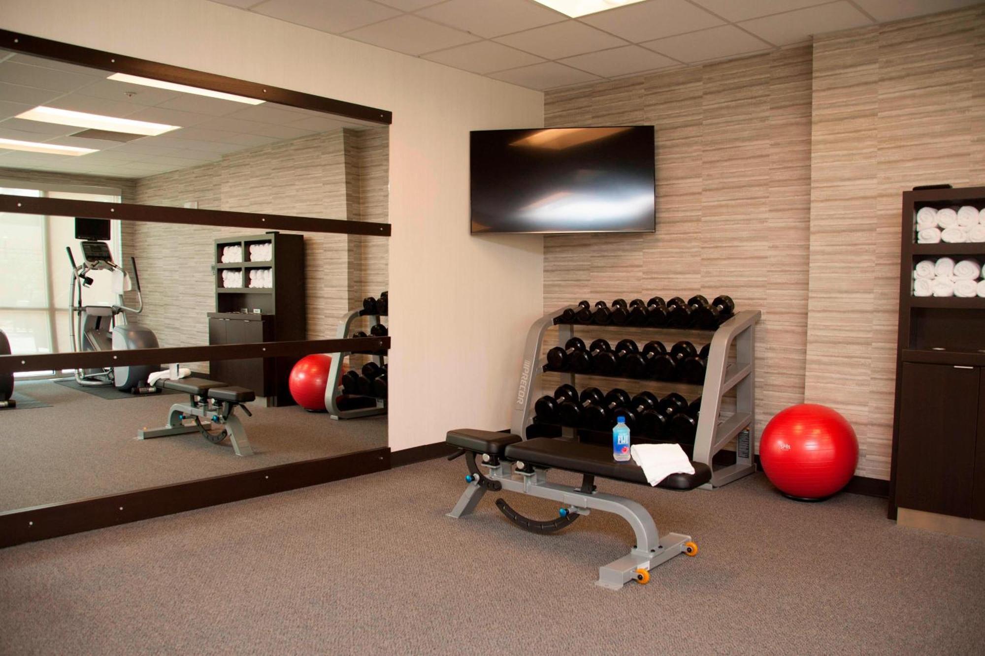 ספרינג Courtyard By Marriott Houston City Place מראה חיצוני תמונה