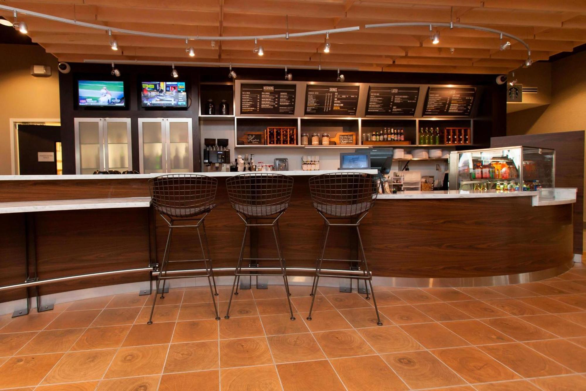 ספרינג Courtyard By Marriott Houston City Place מראה חיצוני תמונה