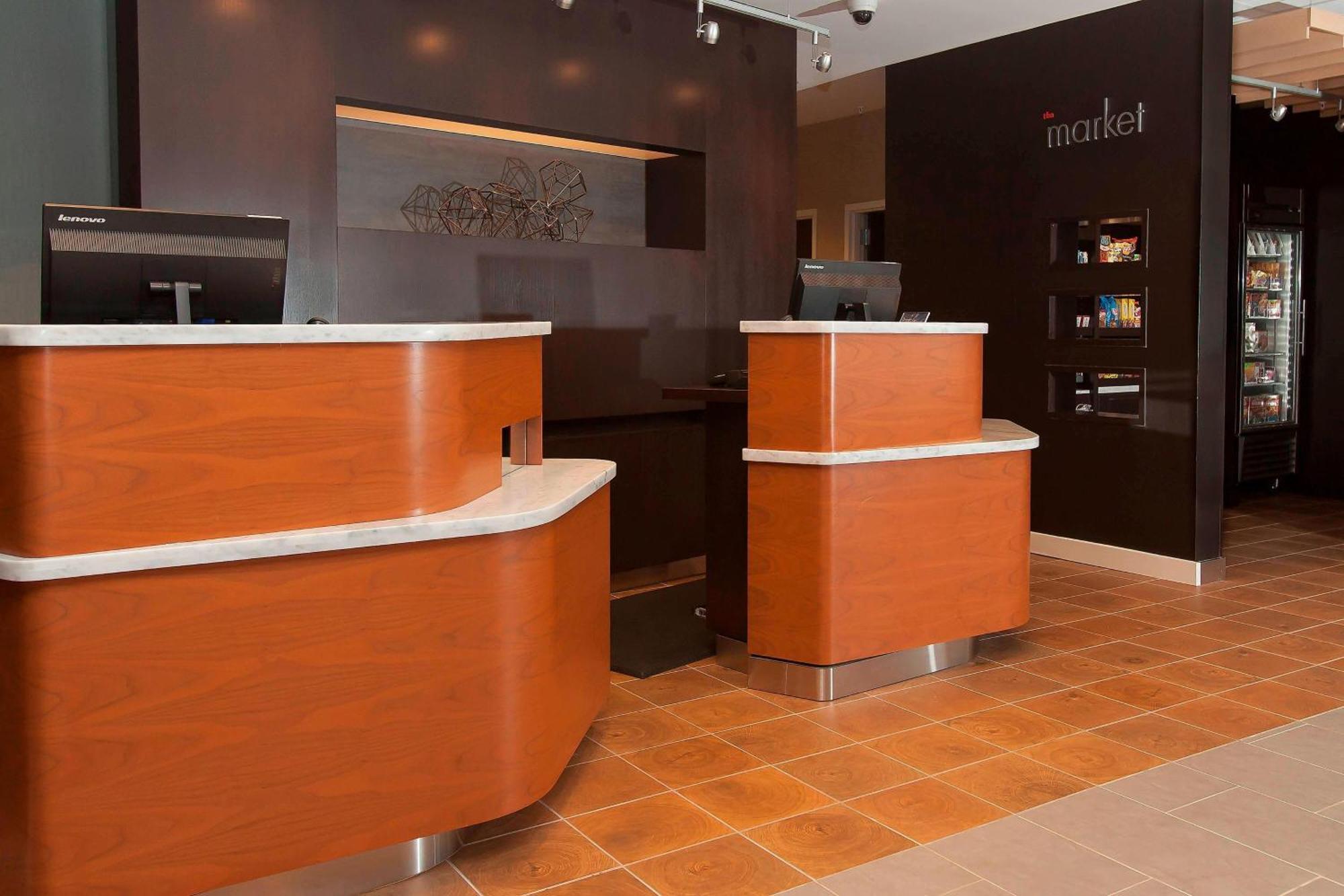 ספרינג Courtyard By Marriott Houston City Place מראה חיצוני תמונה